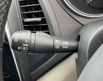 Renault Captur SIGNATURE X NAV TCE 44