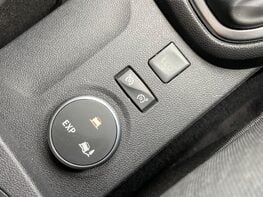 Renault Captur SIGNATURE X NAV TCE 41