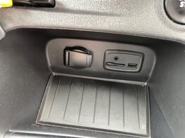 Renault Captur SIGNATURE X NAV TCE 39