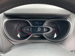 Renault Captur SIGNATURE X NAV TCE 20