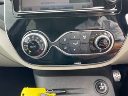 Renault Captur SIGNATURE X NAV TCE 37