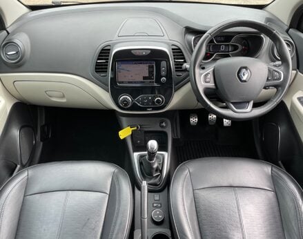 Renault Captur SIGNATURE X NAV TCE 2