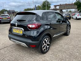 Renault Captur SIGNATURE X NAV TCE 8