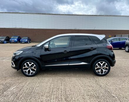 Renault Captur SIGNATURE X NAV TCE 11