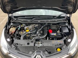 Renault Captur SIGNATURE X NAV TCE 7