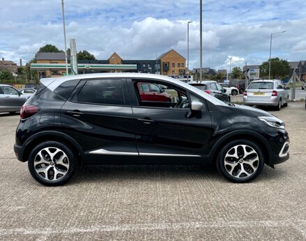 Renault Captur SIGNATURE X NAV TCE 10