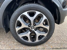 Renault Captur SIGNATURE X NAV TCE 13
