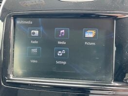 Renault Captur SIGNATURE X NAV TCE 33