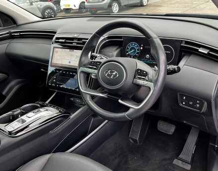 Hyundai TUCSON T-GDI ULTIMATE 18