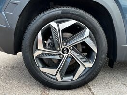 Hyundai TUCSON T-GDI ULTIMATE 15