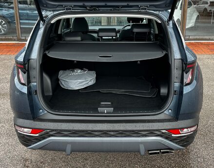 Hyundai TUCSON T-GDI ULTIMATE 75