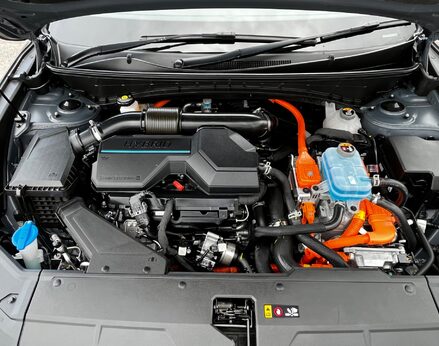 Hyundai TUCSON T-GDI ULTIMATE 7