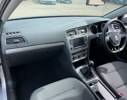 Volkswagen Golf MATCH TSI BLUEMOTION TECHNOLOGY 28