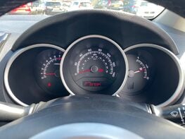 Kia Venga 3 20