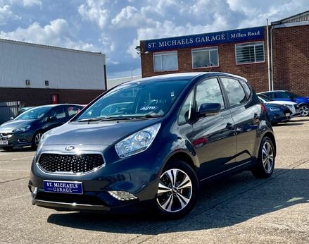 Kia Venga 3 1