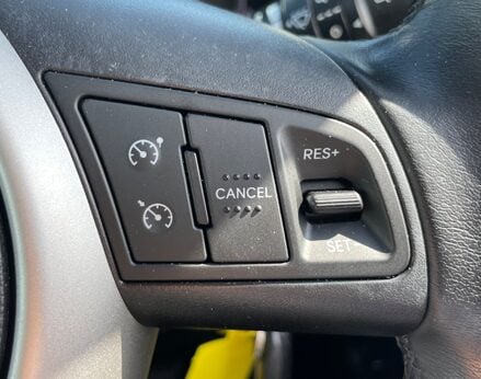 Kia Venga 3 38