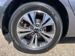 Kia Venga 3 14