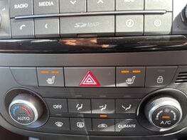 Kia Venga 3 33