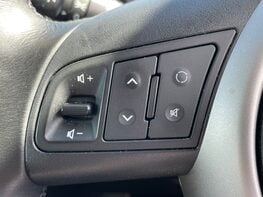 Kia Venga 3 37