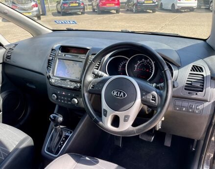 Kia Venga 3 17
