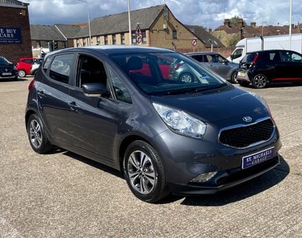 Kia Venga 3 4