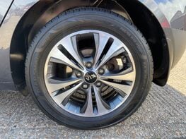 Kia Venga 3 16