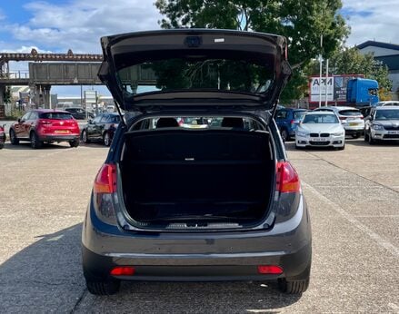 Kia Venga 3 50