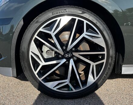 Hyundai IONIQ 6 PREMIUM 13
