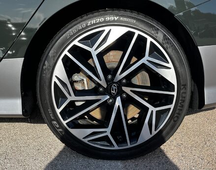 Hyundai IONIQ 6 PREMIUM 14