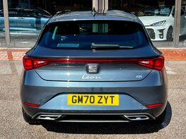 SEAT Leon ETSI FR DSG MHEV 6