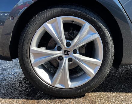 SEAT Leon ETSI FR DSG MHEV 15