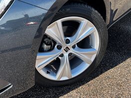 SEAT Leon ETSI FR DSG MHEV 3