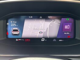 SEAT Leon ETSI FR DSG MHEV 25