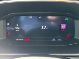 SEAT Leon ETSI FR DSG MHEV 23