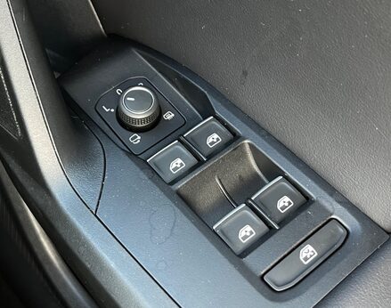 SEAT Leon ETSI FR DSG MHEV 67