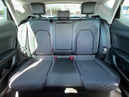 SEAT Leon ETSI FR DSG MHEV 70