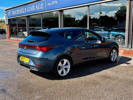 SEAT Leon ETSI FR DSG MHEV 8