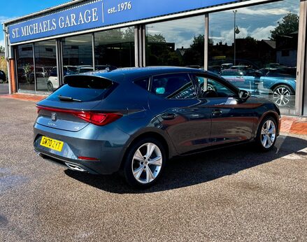 SEAT Leon ETSI FR DSG MHEV 8