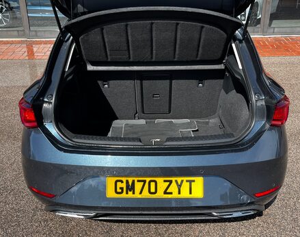SEAT Leon ETSI FR DSG MHEV 73