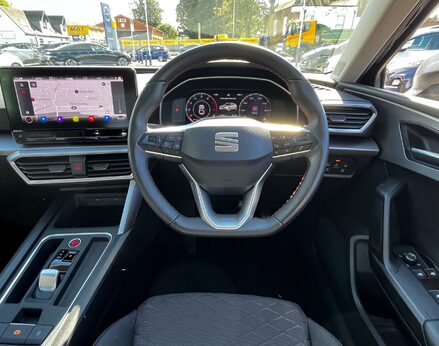 SEAT Leon ETSI FR DSG MHEV 19