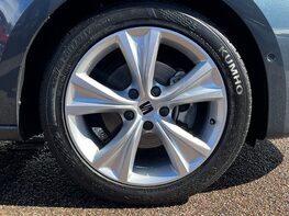 SEAT Leon ETSI FR DSG MHEV 16