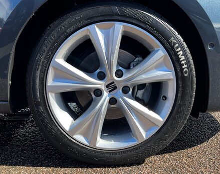 SEAT Leon ETSI FR DSG MHEV 16