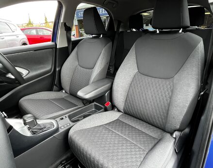 Toyota Yaris DESIGN FHEV 60