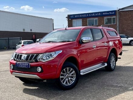 Mitsubishi L200 DI-D 4WD BARBARIAN DCB