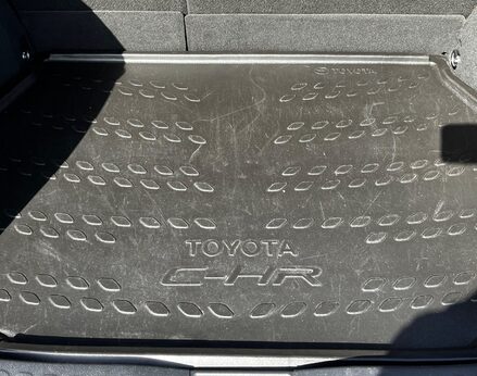 Toyota C-HR EXCEL 72