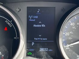 Toyota C-HR EXCEL 28