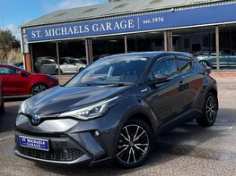 Toyota C-HR EXCEL 1