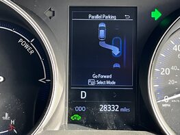 Toyota C-HR EXCEL 32