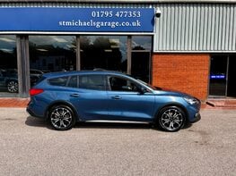 Ford Focus Active X Estate 10