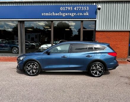 Ford Focus Active X Estate 11